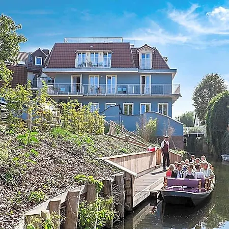 Spreeblick Hotel 3*