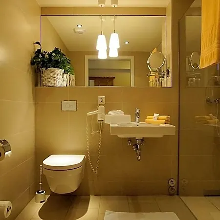 Hotel Spreeblick 3*
